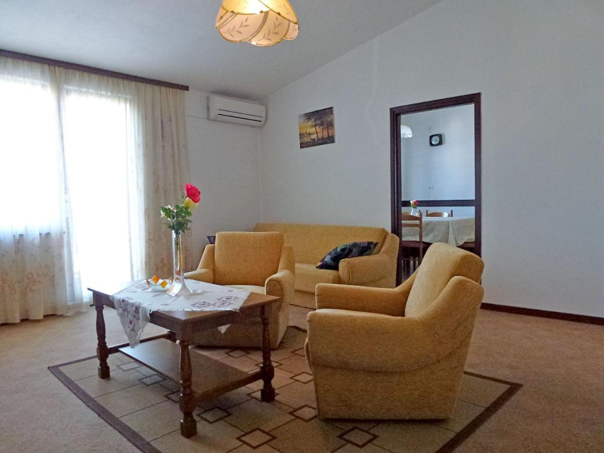 Apartment Milica Nijvice Zewnętrze zdjęcie