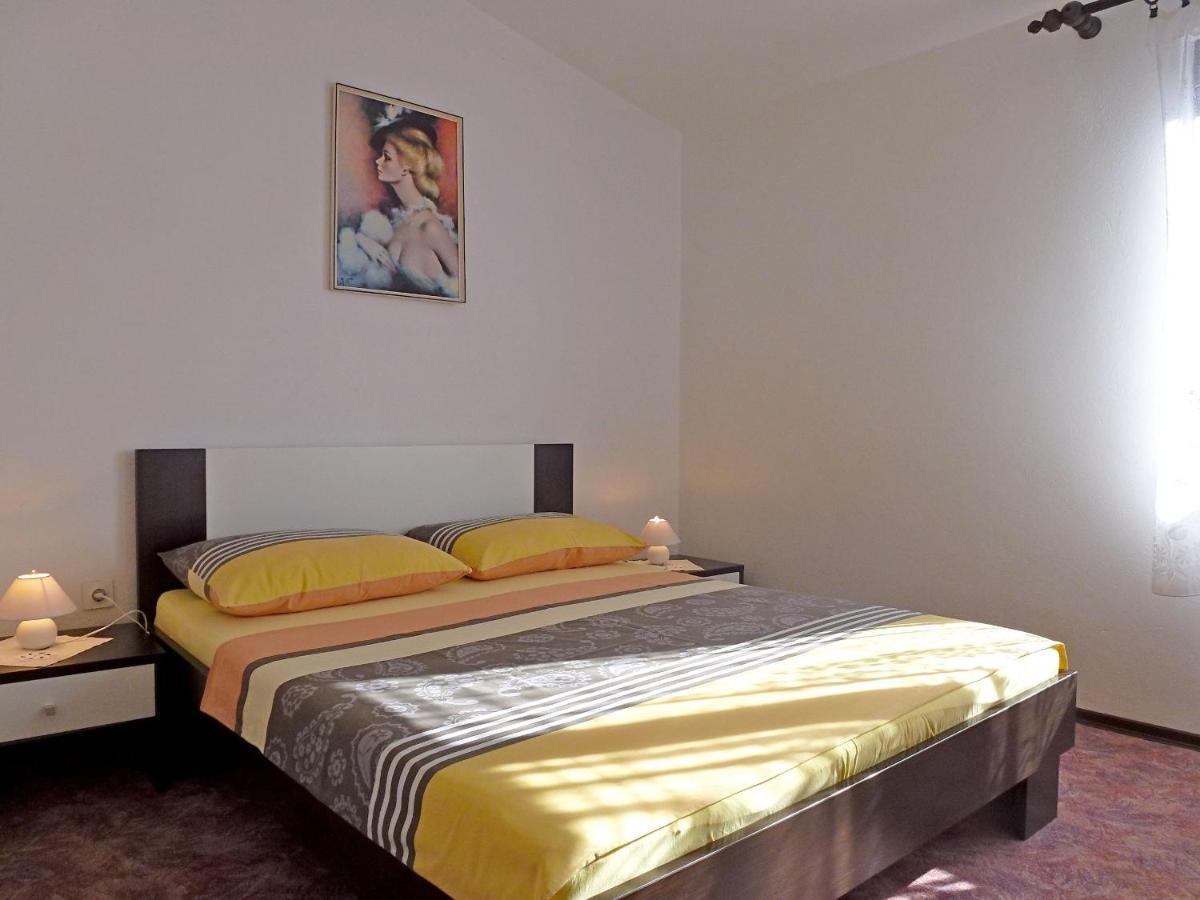 Apartment Milica Nijvice Zewnętrze zdjęcie
